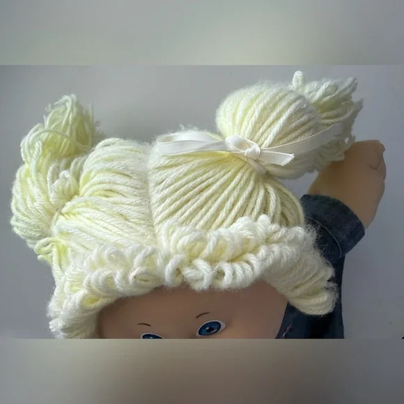 Vintage Cabbage Patch Doll in Denim Dress with Blonde Hair - Picture 11 of 15
